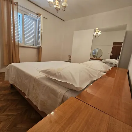 Davor Apartamento Isla Krapanj